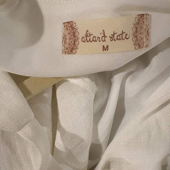 White embroidered hem tank top - Picture 2 of 4